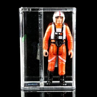 Lot # 344 - Loose Luke Skywalker (X-Wing Pilot) AFA U85