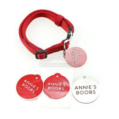 Lot # 109 - Various Episodes: Annie's Boobs (as portrayed by Crystal the Monkey) Collar & Tag