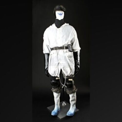 PACIFC RIM - Helipad Shatterdome Mechanic Costume 002