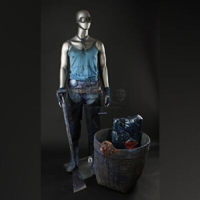 PACIFIC RIM - Scavenger (Vincent Lee) Costume Lot