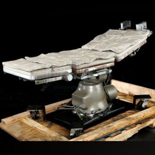 Lot # 20 - Divergent (2014): Faction Testing Simulation Chair Used By Trish