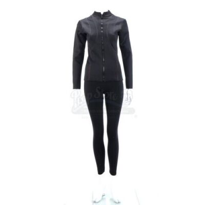 Lot # 28 - Divergent (2014): Christina's Stunt Rail Hanging Costume