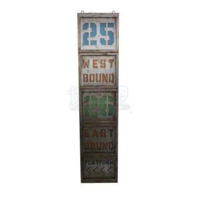 Lot # 74 - Divergent (2014): Cubed Road Sign