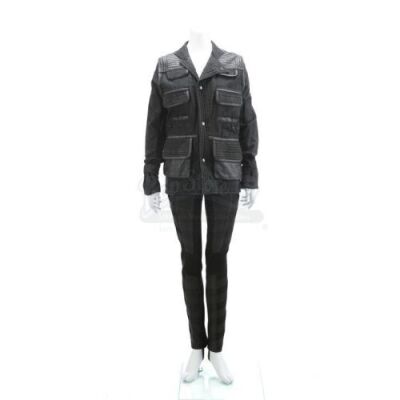 Lot # 82 - Divergent (2014): Beatrice "Tris" Prior's Erudite Mutiny Costume