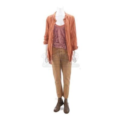 Lot # 89 - The Divergent Series: Insurgent (2015): Beatrice "Tris" Prior's Stunt Amity Refugee Camp Conflict Costume