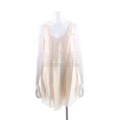 Lot # 96 - The Divergent Series: Insurgent (2015): Beatrice "Tris" Prior Amity Refugee Camp Nightgown