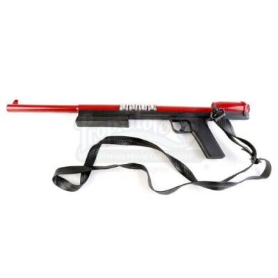 Lot # 97 - Divergent (2014): Dauntless Capture the Flag Dart Gun