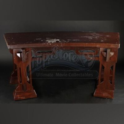 PACIFIC RIM - Hannibal Chau (Ron Perlman) Large Desk