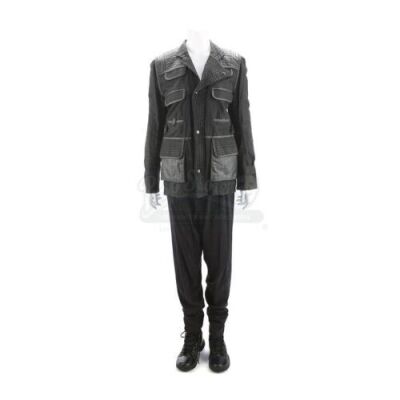 Lot # 150 - The Divergent Series: Insurgent (2015): Marlene Suicide Scare Costume