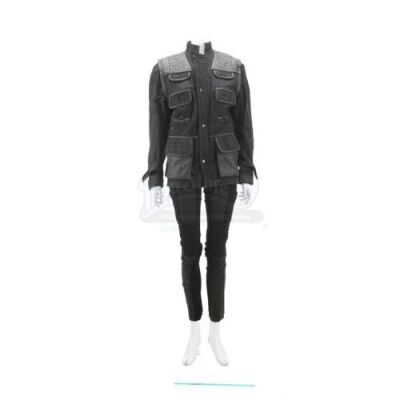 Lot # 151 - The Divergent Series: Insurgent (2015): Christina's Stunt Erudite Brainwash Costume