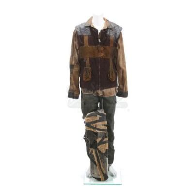 Lot # 175 - The Divergent Series: Allegiant (2016): Factionless Soldier Costume With Gun