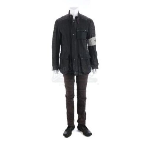 Lot # 177 - The Divergent Series: Allegiant (2016): Tobias "Four" Eaton's Stunt Trial Costume