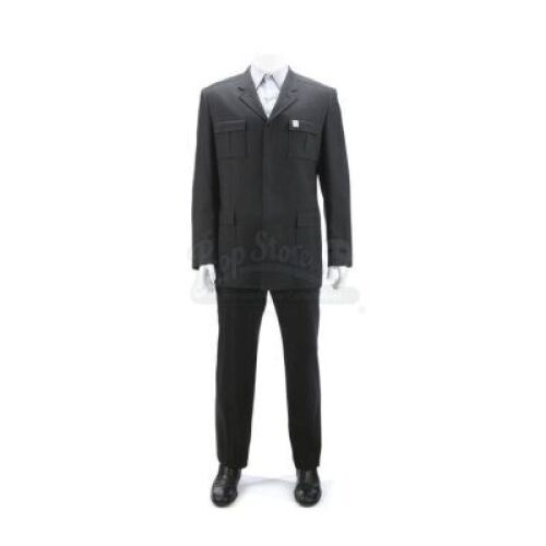 Lot # 246 - The Divergent Series: Allegiant (2016): David Bureau of Genetic Welfare Uniform