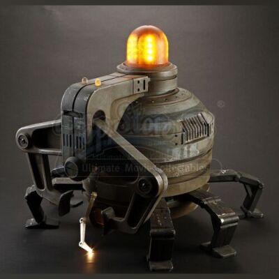 PACIFIC RIM - Shatterdome Maintenance Robot