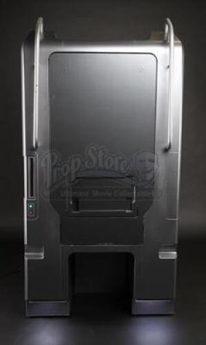 ENDER'S GAME - Battle School Locker 01
