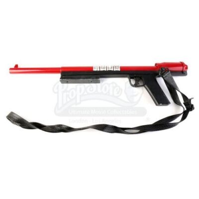 Lot # 305 - Divergent (2014): Dauntless Capture the Flag Dart Gun