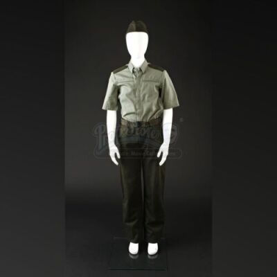 ENDER'S GAME - Ender Wiggin's (Asa Butterfield) Military School Uniform 01