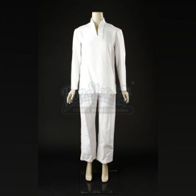 ENDER'S GAME - Petra Arkanian's (Hailee Steinfeld) Kurta Costume 01