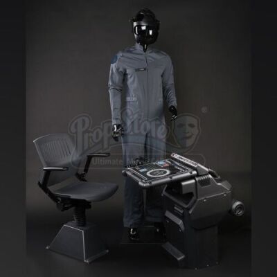 ENDER'S GAME - Drone Pilot Uniform and Control Station 01