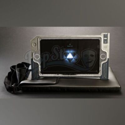 ENDER'S GAME - Deskpad and Bag Set 03