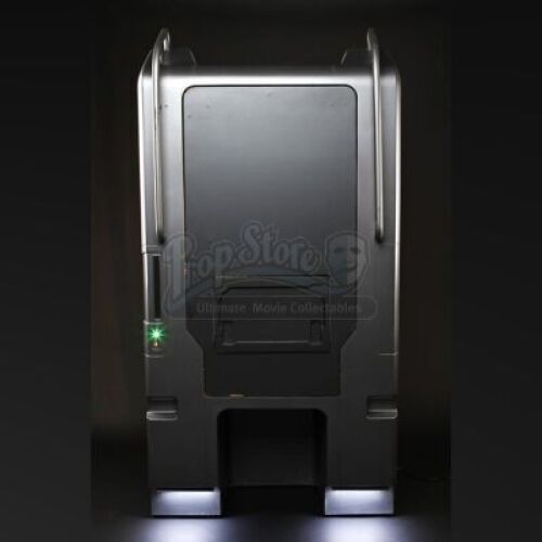 ENDER'S GAME - Battle School Locker 02