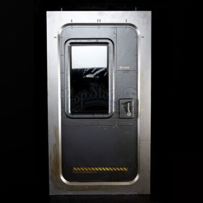 ENDER'S GAME - Emergency Room Door