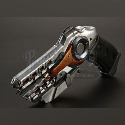 ENDER'S GAME - Stunt Rubber Flash Gun 08