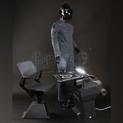 ENDER'S GAME - Drone Pilot Uniform and Control Station 05