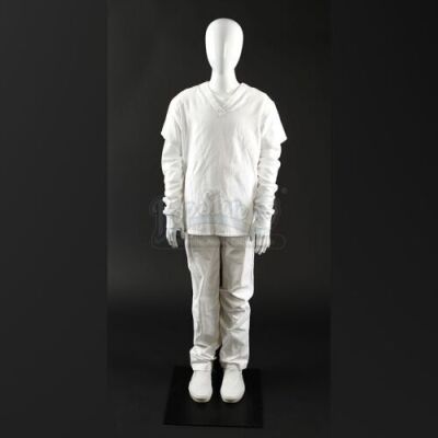 ENDER'S GAME - Ender Wiggin's (Asa Butterfield) Scrubs