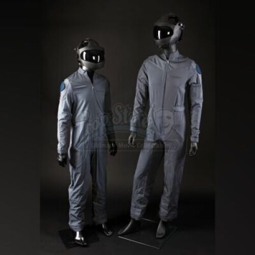 ENDER'S GAME - Pair of Drone Pilot Uniforms 05