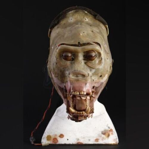 GORILLAS IN THE MIST (1988) - Digit (John Alexander) Mechanical Gorilla Underskull