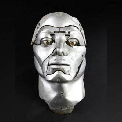 MICHAEL JACKSON: MOONWALKER (1988) - Prototype Michael Jackson Robotic Transformation Face