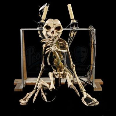 GREMLINS 2: THE NEW BATCH (1990) - Gremlin Skeleton Puppet SFX Rig