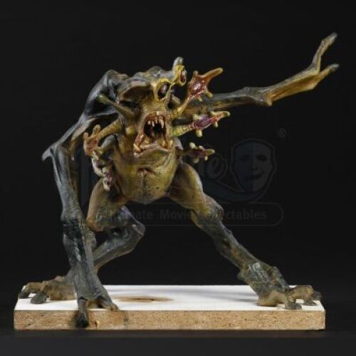 MEN IN BLACK (1997) - Painted Mikey Maquette
