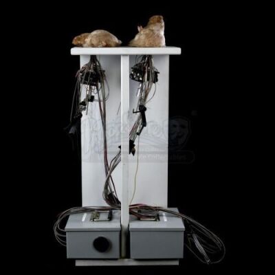 THE NUTTY PROFESSOR 2: THE KLUMPS (2000) - Animatronic Shelley Hamster Puppets