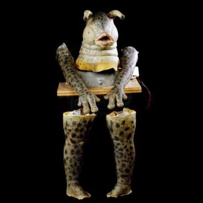 MEN IN BLACK II (2002) - Tourist Mom (Denise Cheshire) Animatronic Head and Limb Sleeves