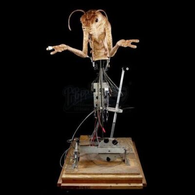 MEN IN BLACK II (2002) - Oversized Worm Guy Animatronic Insert Puppet