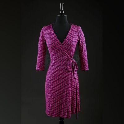 HANNIBAL - Dr. Alana Bloom's (Caroline Dhavernas) "Mizumono" Wrap Dress