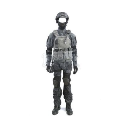 Lot # 21 - All Seasons : Gray Hat IGA Soldier Uniform