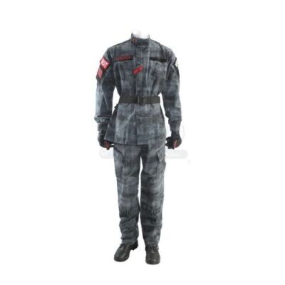 Lot # 44 - S1E01 Pilot: Captain Lagarza's Uniform