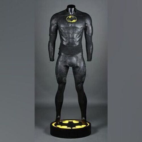 BATMAN (1989) - Battle-Damaged Batsuit & Bat Emblem
