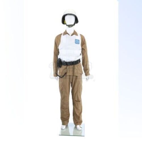 Lot # 261 - S3 Multiple Episodes: SRMA Advocate Costume