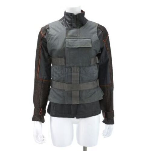 Lot # 32 - Divergent (2014): Beatrice "Tris" Prior's First Dinner Jacket and Vest