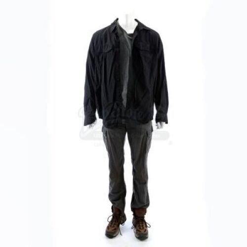 Lot # 4: Matt's (Josh Brolin) Alejandro's Colombia Apartment Costume