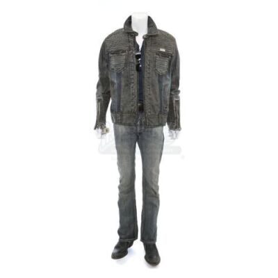Lot # 31: Hector's (David Castaneda) River Talk Costume