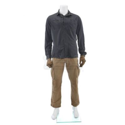 Lot # 62: Matt's (Josh Brolin) Convoy Ambush Costume