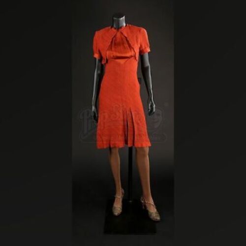 Irma's (Anamaria Marinca) Dress