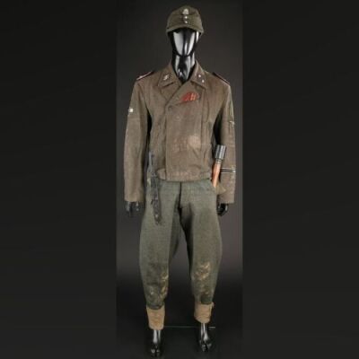 Waffen SS Uniform