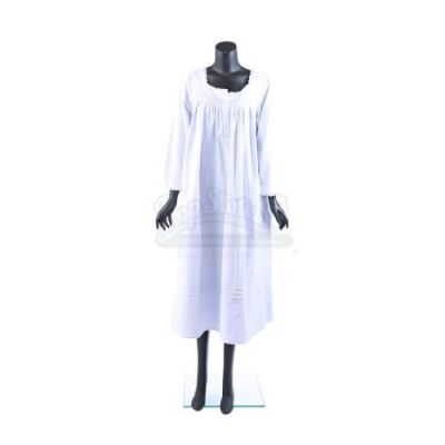 Lot # 52: Lynne Cheney's Bush Vice Discussion Nightgown
