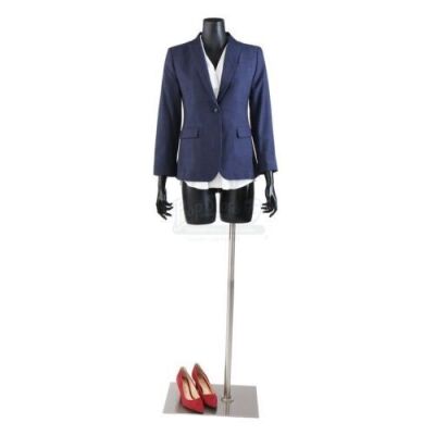 Lot # 65: Mary Matlin's Presidential Staff Game Plan Costume